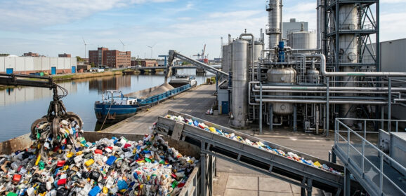 Amsterdam rapproche le recyclage avancé des plastiques mixtes de l’industrie