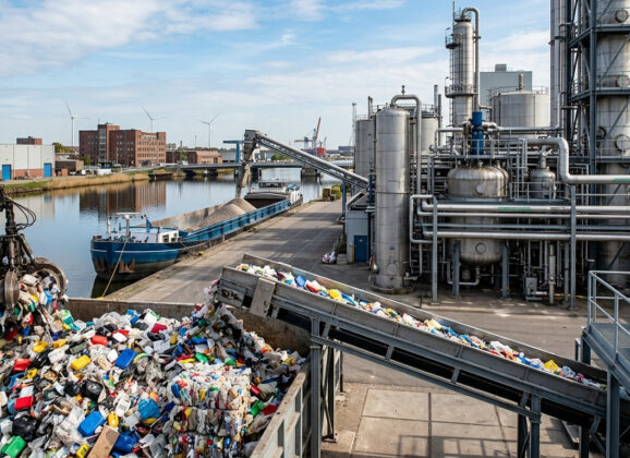 Amsterdam rapproche le recyclage avancé des plastiques mixtes de l’industrie